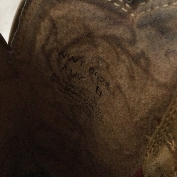Twisted X Brown Heeled Cowgirl Boots - Picture 8 of 12